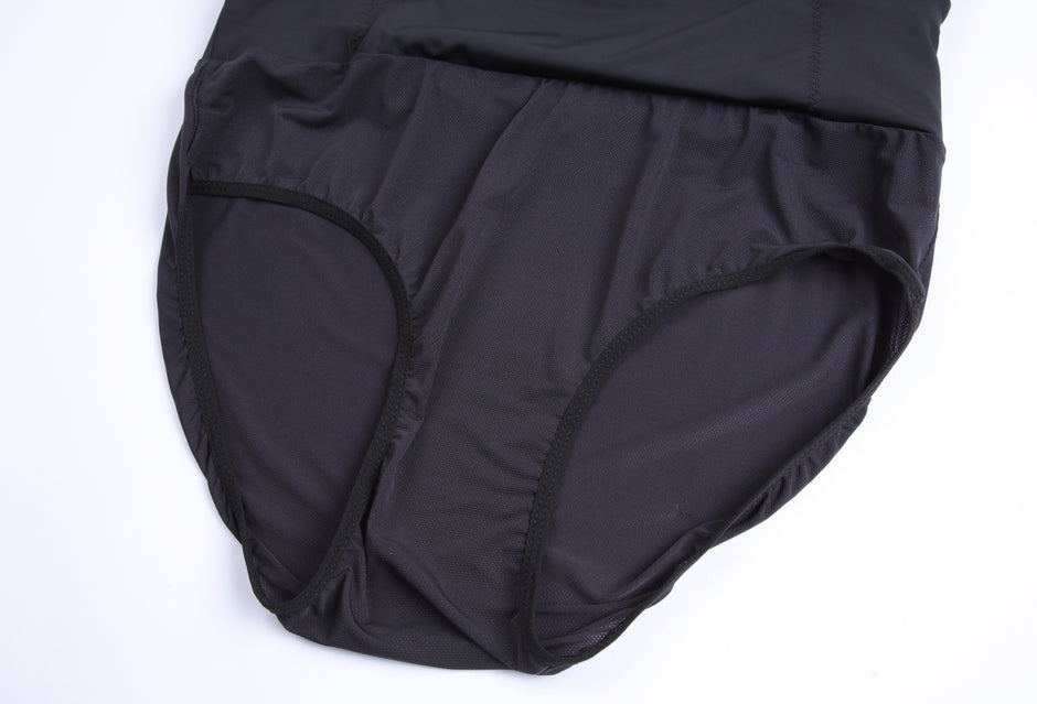 AKIV Multi-Pocket Running Inner Shorts (Unisex)
