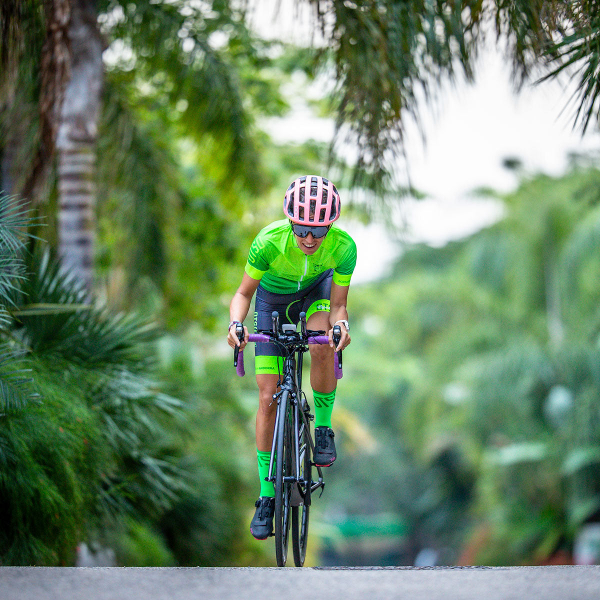 OTSO Cycling Socks High Cut Fluo Green